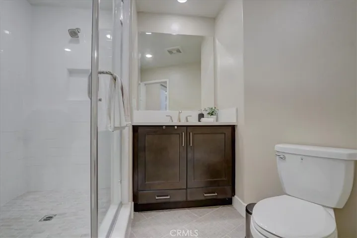 118 Catalyst, Irvine, California 92618