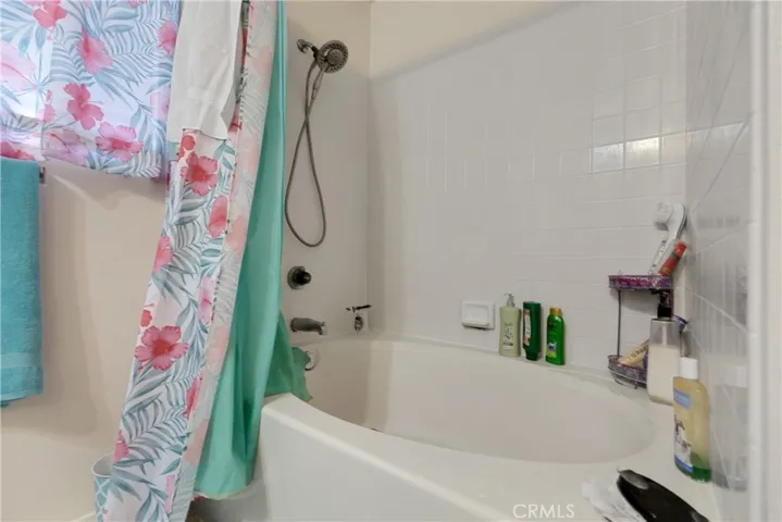 Master bath with large soaker tub.