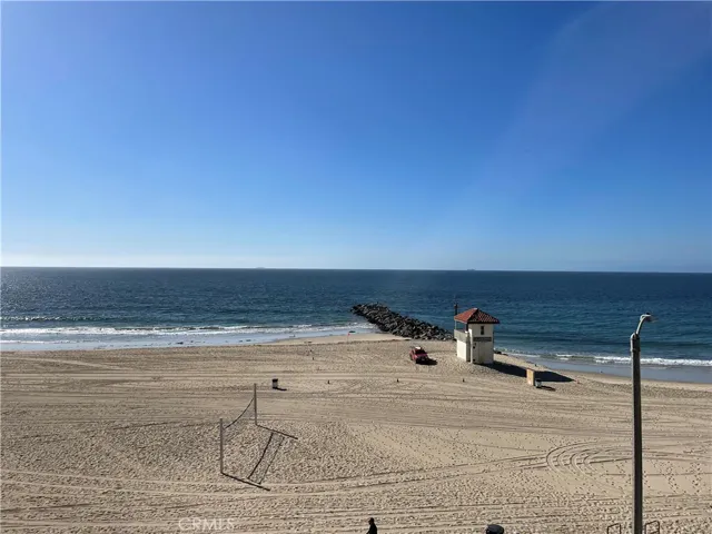 Redondo Beach water break