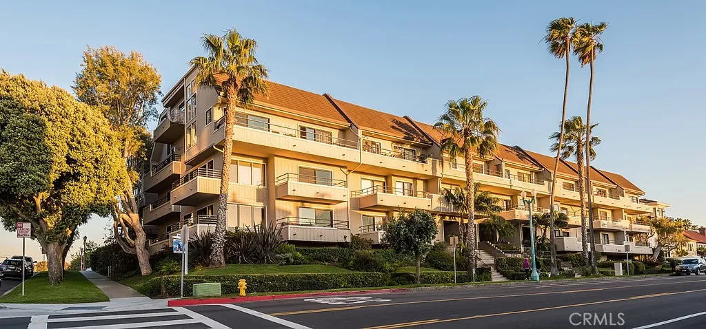 700 Esplanade 33, Redondo Beach, California 90277