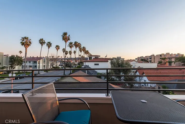 700 Esplanade 33, Redondo Beach, California 90277