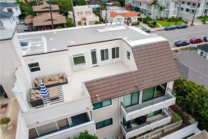 Rooftop with deck view