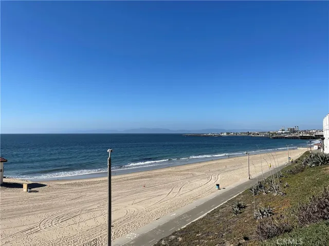The beach strand