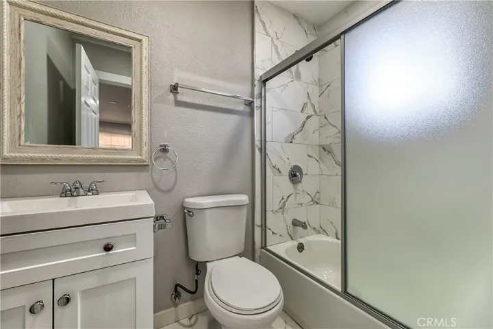 13238 S San Pedro Street, Los Angeles, California 90061