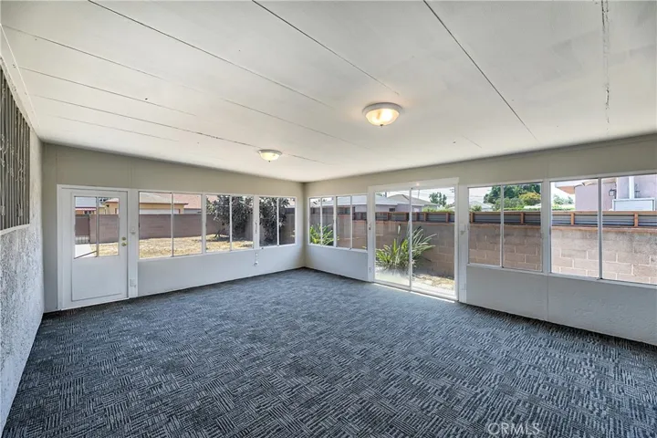 13238 S San Pedro Street, Los Angeles, California 90061