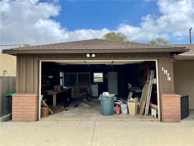 1974 Continental Avenue, Costa Mesa, California 92627