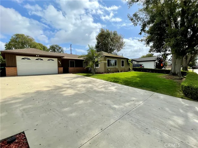 1974 Continental Avenue, Costa Mesa, California 92627
