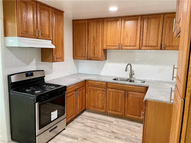1974 Continental Avenue, Costa Mesa, California 92627