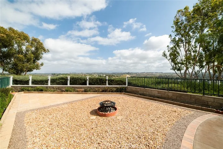 91 Matisse Circle 44, Aliso Viejo, California 92656
