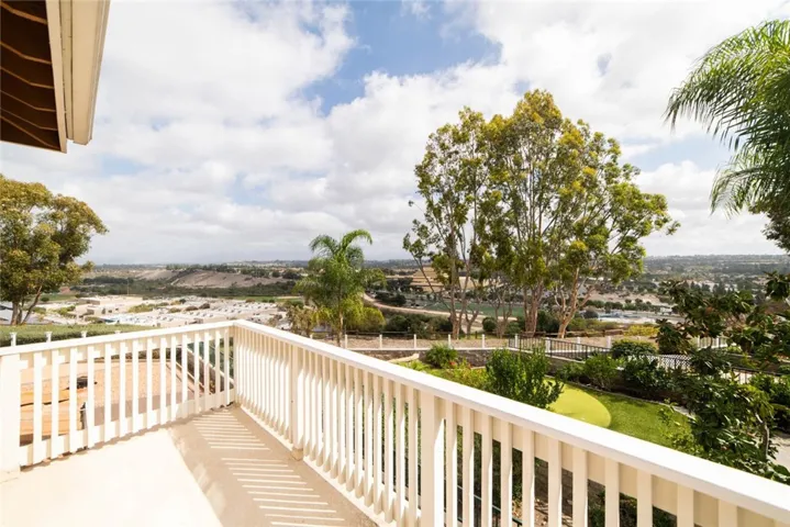 91 Matisse Circle 44, Aliso Viejo, California 92656