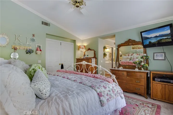 16 Rolling Ridge, Rancho Santa Margarita, California 92688