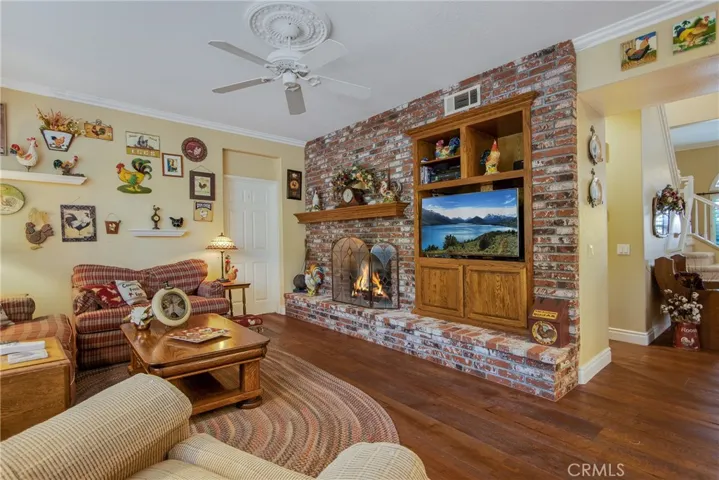 16 Rolling Ridge, Rancho Santa Margarita, California 92688