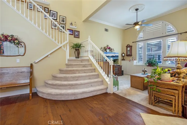16 Rolling Ridge, Rancho Santa Margarita, California 92688