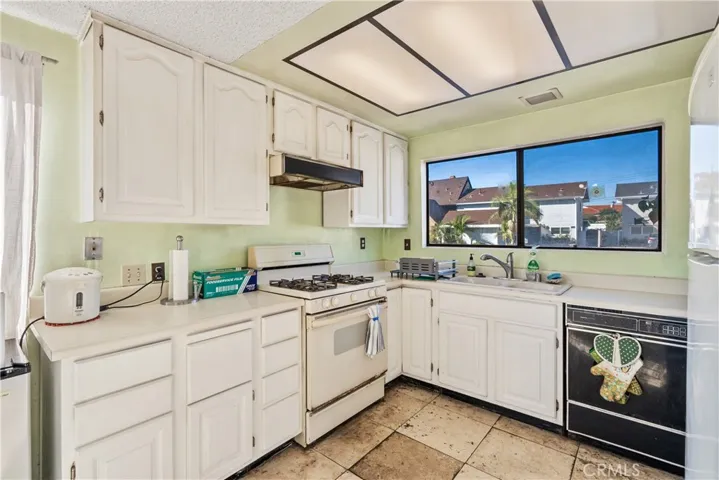 9044 Marie Lane, Garden Grove, California 92841