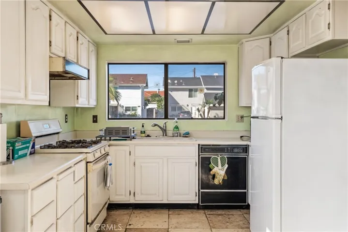 9044 Marie Lane, Garden Grove, California 92841