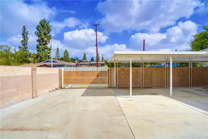gate to pull in RV
