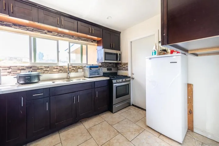 5290 Olvera Ave, San Diego, California 92114