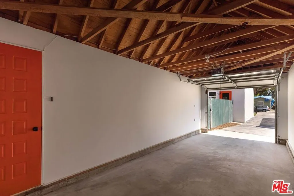 231 W Cedar Avenue, Burbank, California 91502 home-pic-27