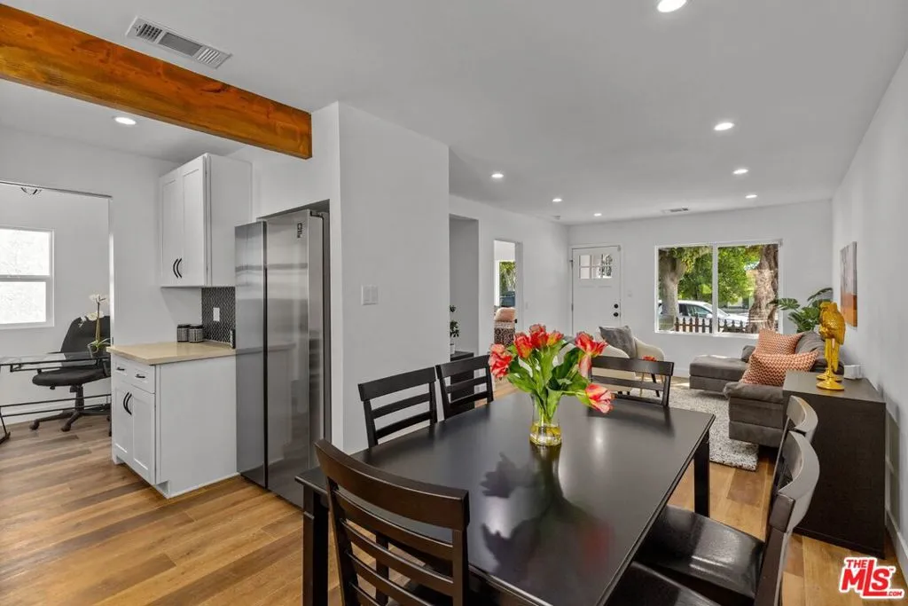 231 W Cedar Avenue, Burbank, California 91502 home-pic-10