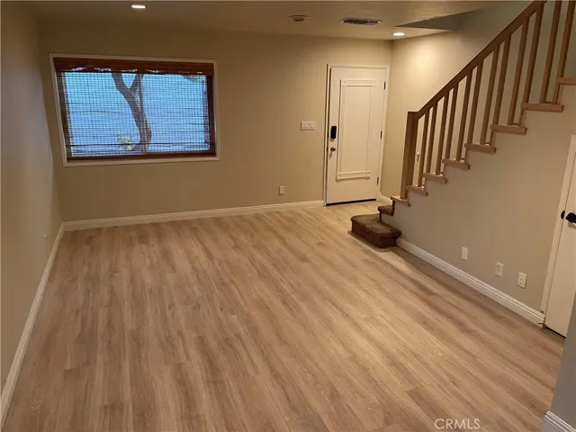 1511 E 23rd Street C, Signal Hill, California 90755