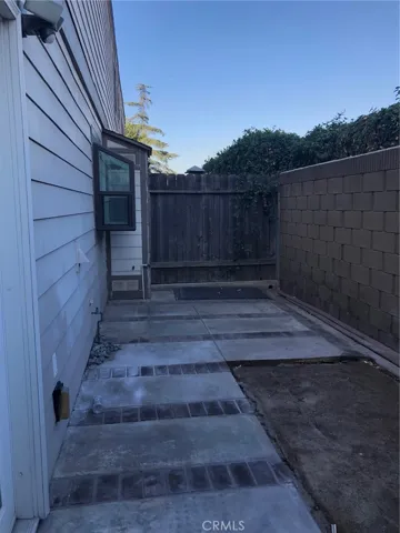 1511 E 23rd Street C, Signal Hill, California 90755