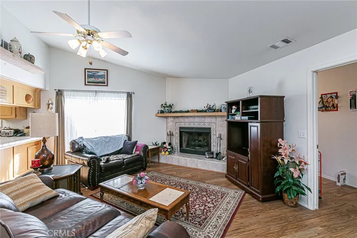 4644 Woodmere Road, Santa Maria, California 93455