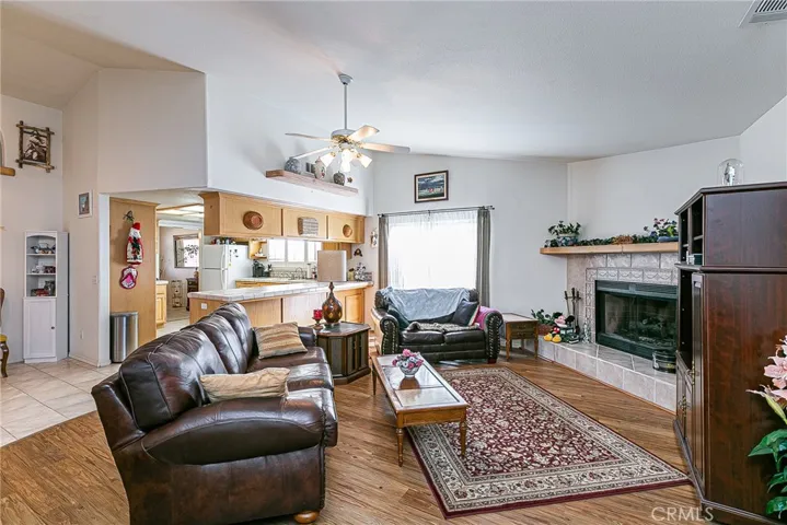4644 Woodmere Road, Santa Maria, California 93455