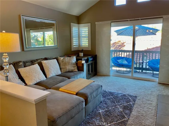 19 Via Lavendera, Rancho Santa Margarita, California 92688