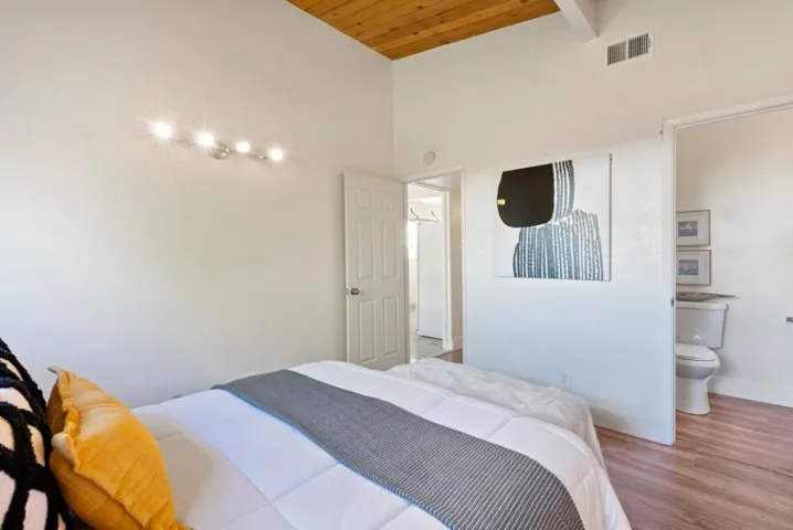, Alameda, California 94501