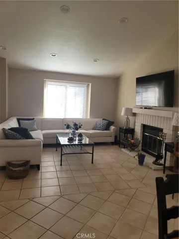 525 Morningside Terrace, Palmdale, California 93551