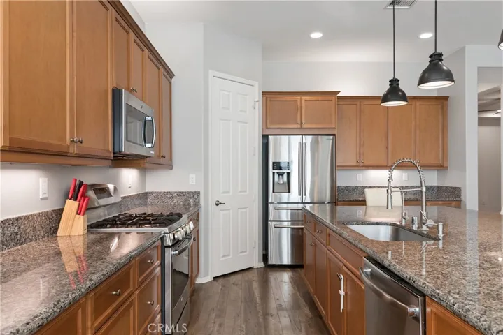 35814 Foxen Drive, Winchester, California 92596