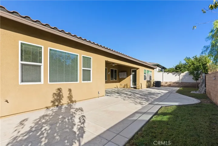 35814 Foxen Drive, Winchester, California 92596