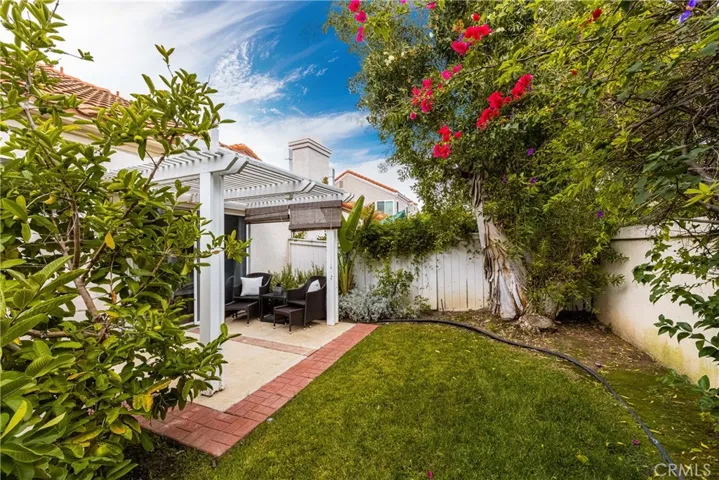 8 Del Azul, Irvine, California 92614
