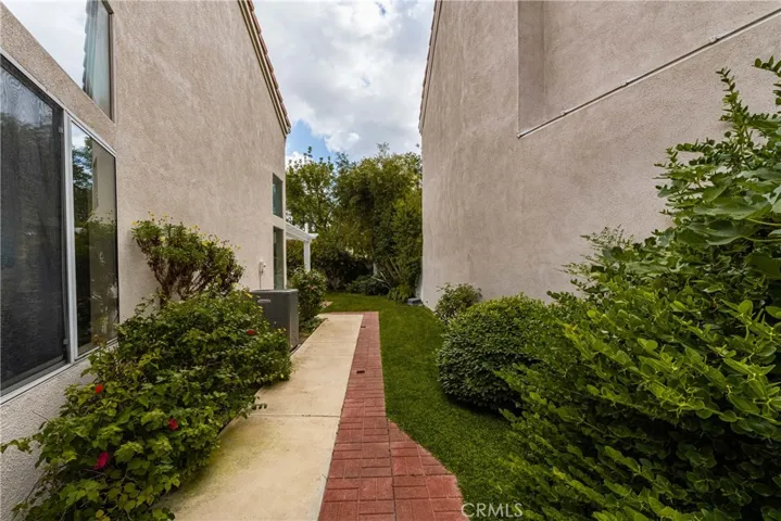 8 Del Azul, Irvine, California 92614