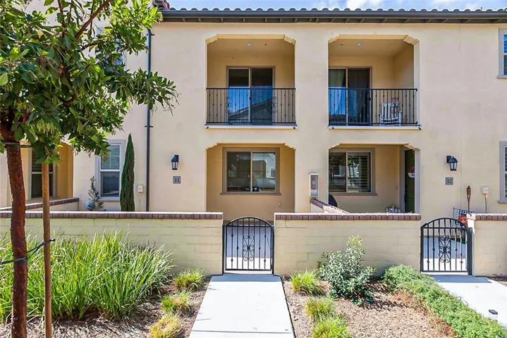 3180 E Yountville Drive 11, Ontario, California 91761