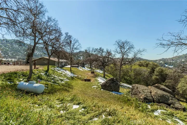 46576 Baldpate Lane, Squaw Valley, California 93675