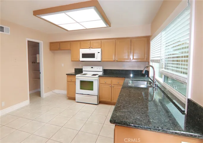 18236 Muir Woods Court, Fountain Valley, California 92708