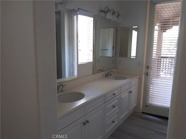 110 Stepping Stone, Irvine, California 92603