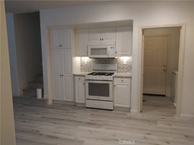 110 Stepping Stone, Irvine, California 92603