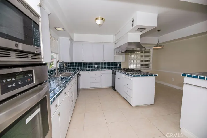 2803 Valencia Avenue, San Bernardino, California 92404