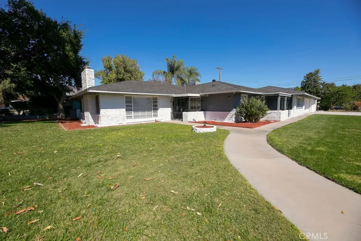 2803 Valencia Avenue, San Bernardino, California 92404