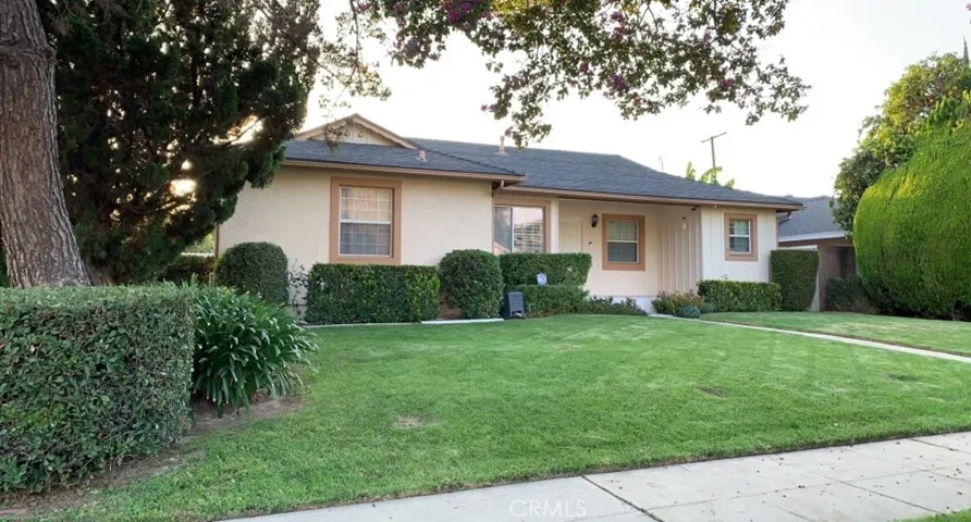 7661 Quakertown Avenue, Winnetka, California 91306