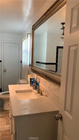 237 W 2nd Street, San Jacinto, California 92583