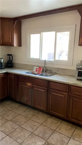 237 W 2nd Street, San Jacinto, California 92583