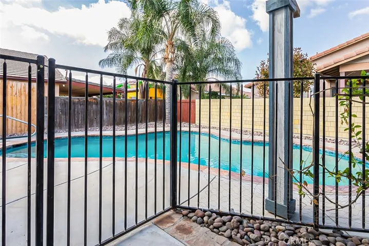 557 Louisville Street, Hemet, California 92545
