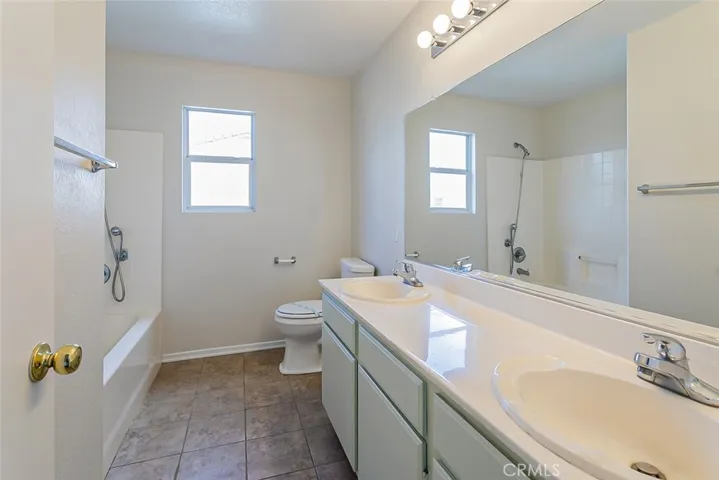 557 Louisville Street, Hemet, California 92545