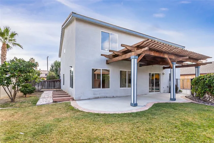557 Louisville Street, Hemet, California 92545
