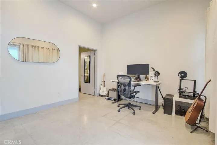 204 E 3rd Street, Santa Ana, California 92701
