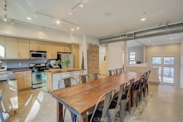 204 E 3rd Street, Santa Ana, California 92701