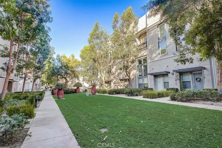 204 E 3rd Street, Santa Ana, California 92701